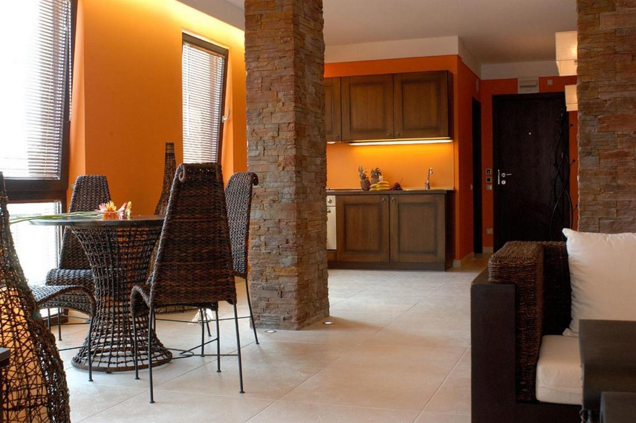 Apartments Oasis Vip Club Сонячний Берег Екстер'єр фото